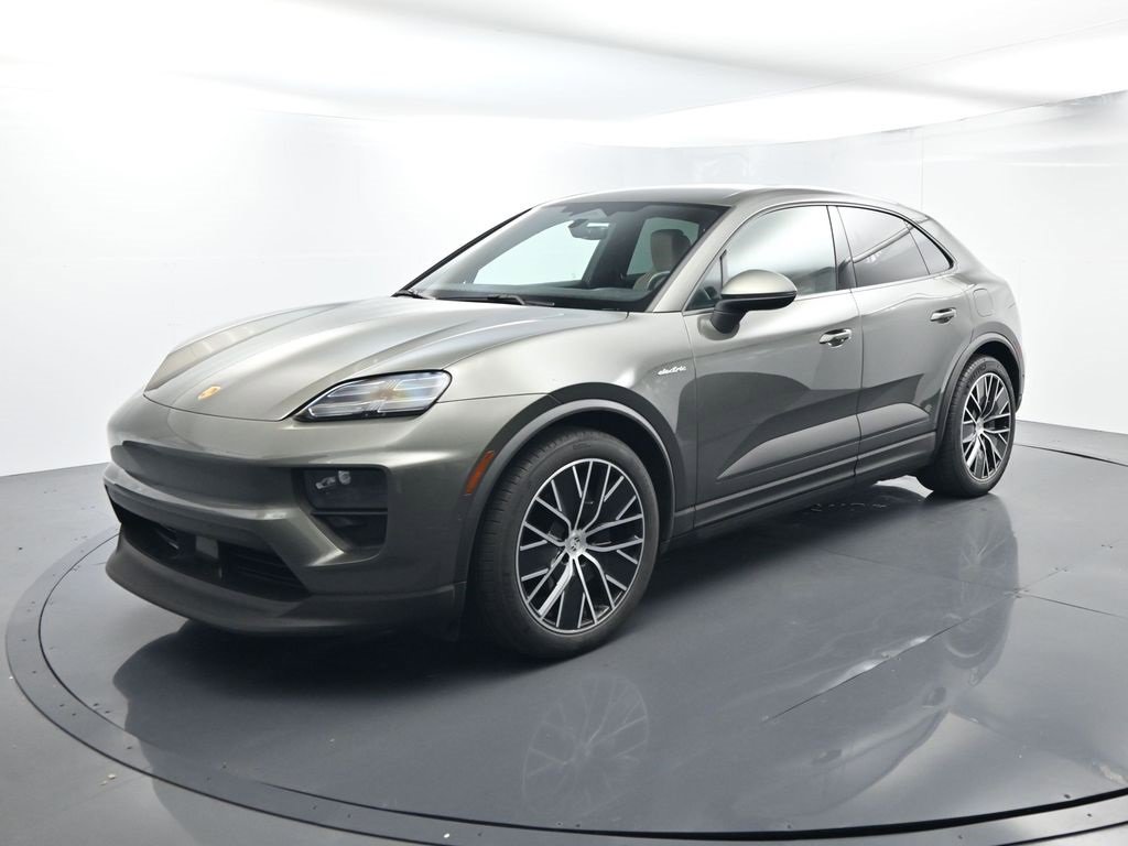 Used 2025 Porsche Macan Electric image 1