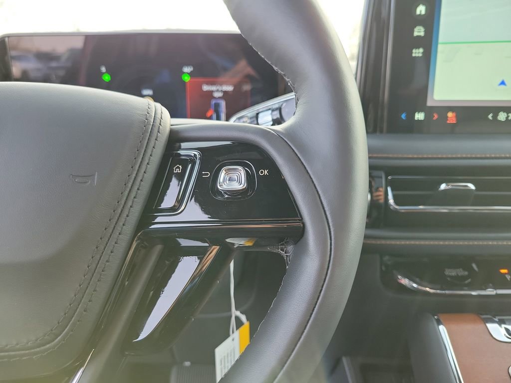 New 2026 Lincoln Aviator Black Label w/ Jet Appearance Package image 25