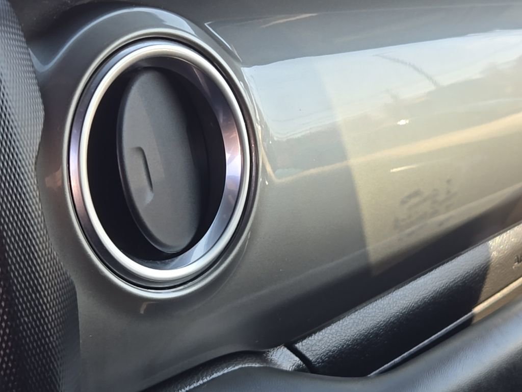 Used 2020 Jeep Wrangler Unlimited Sahara w/ Safety Group image 30