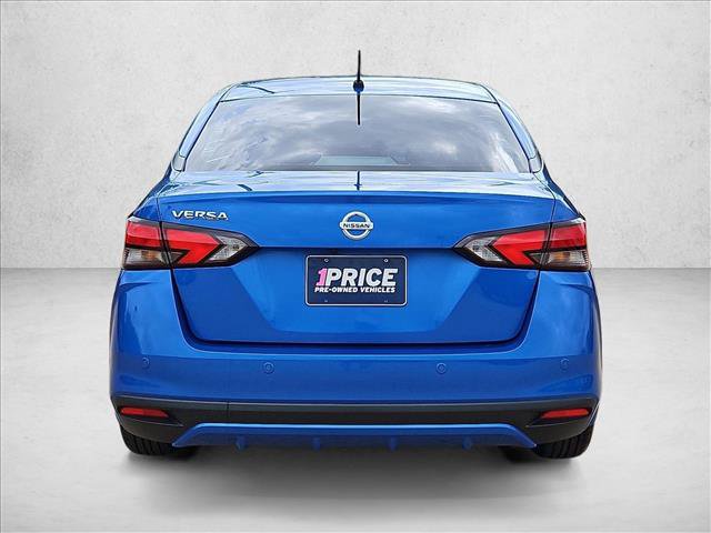 Used 2022 Nissan Versa S FWD image 7
