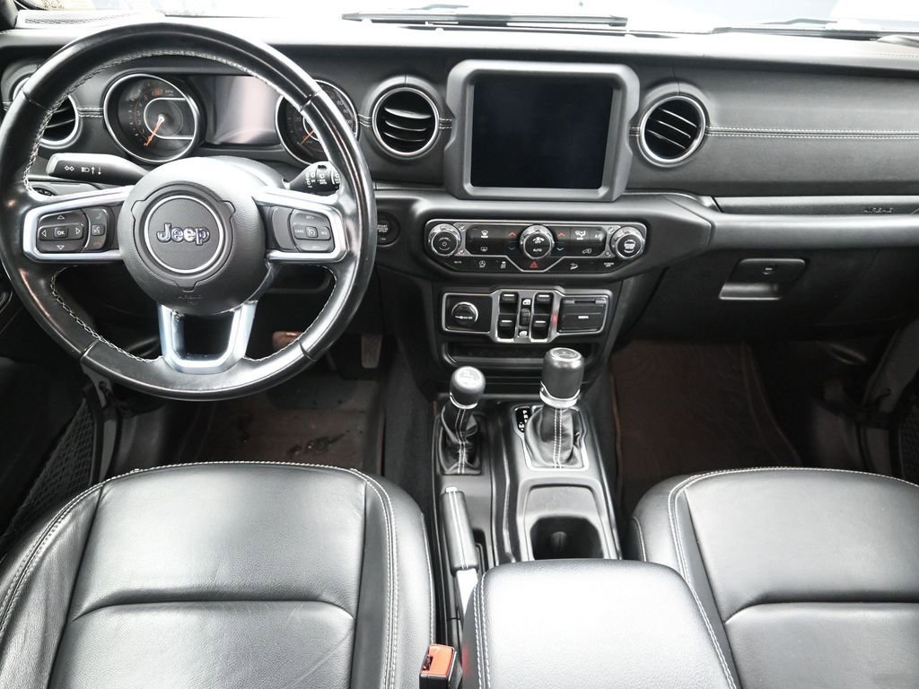 Used 2020 Jeep Wrangler Unlimited Sahara image 16