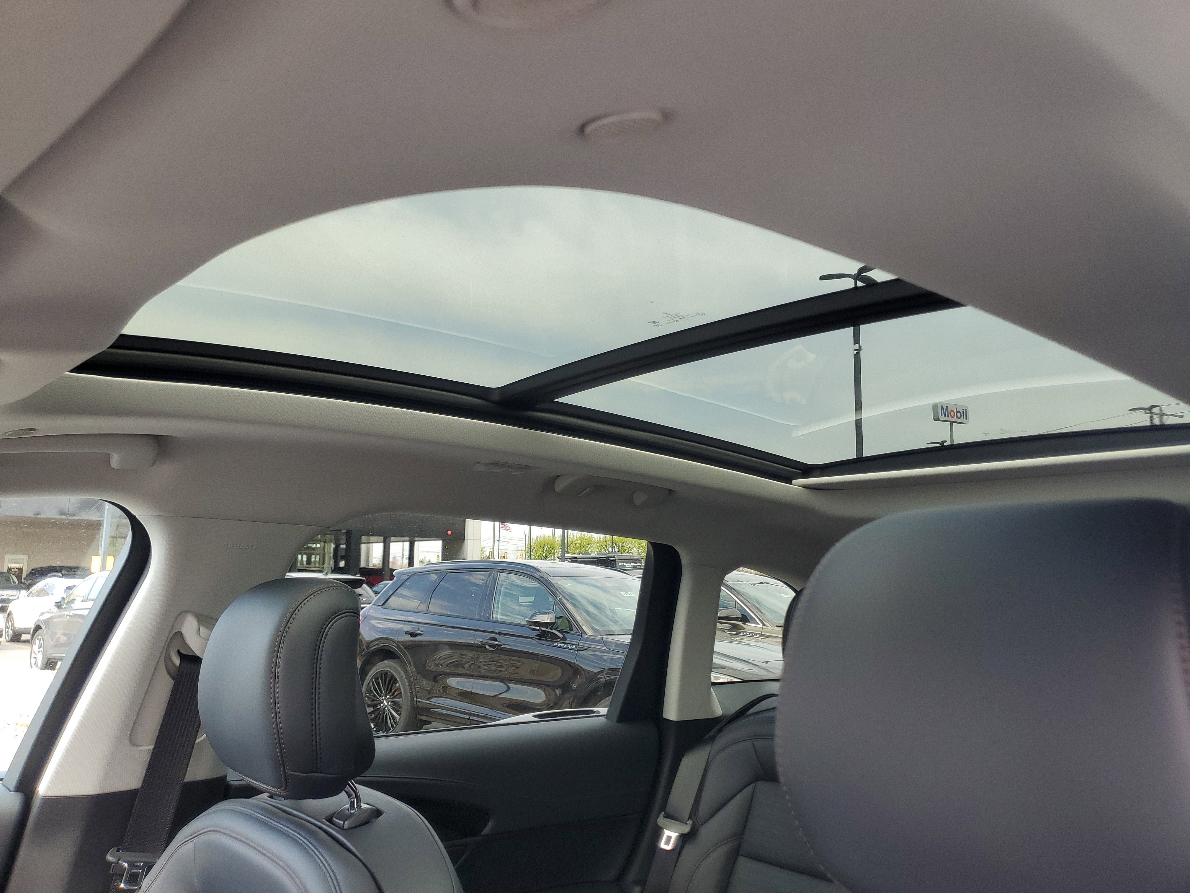 New 2026 Lincoln Nautilus Reserve AWD/4WD image 10