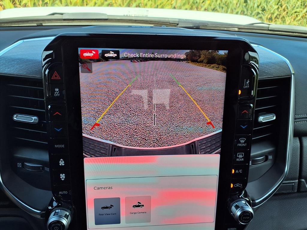 Used 2025 RAM 3500 Laramie image 9