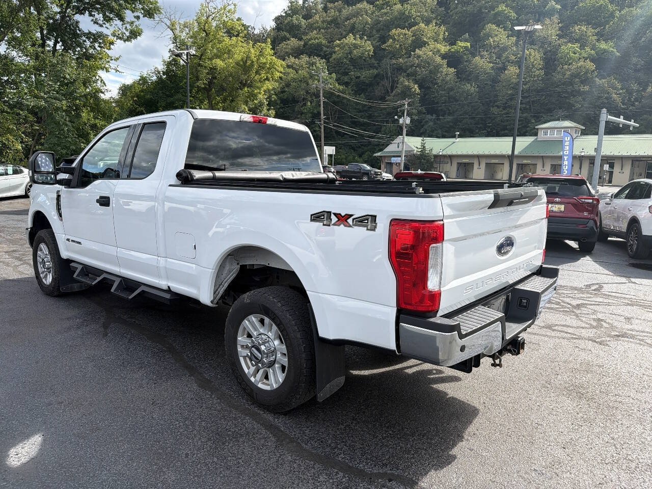 Used 2017 Ford F250 XLT AWD/4WD image 6
