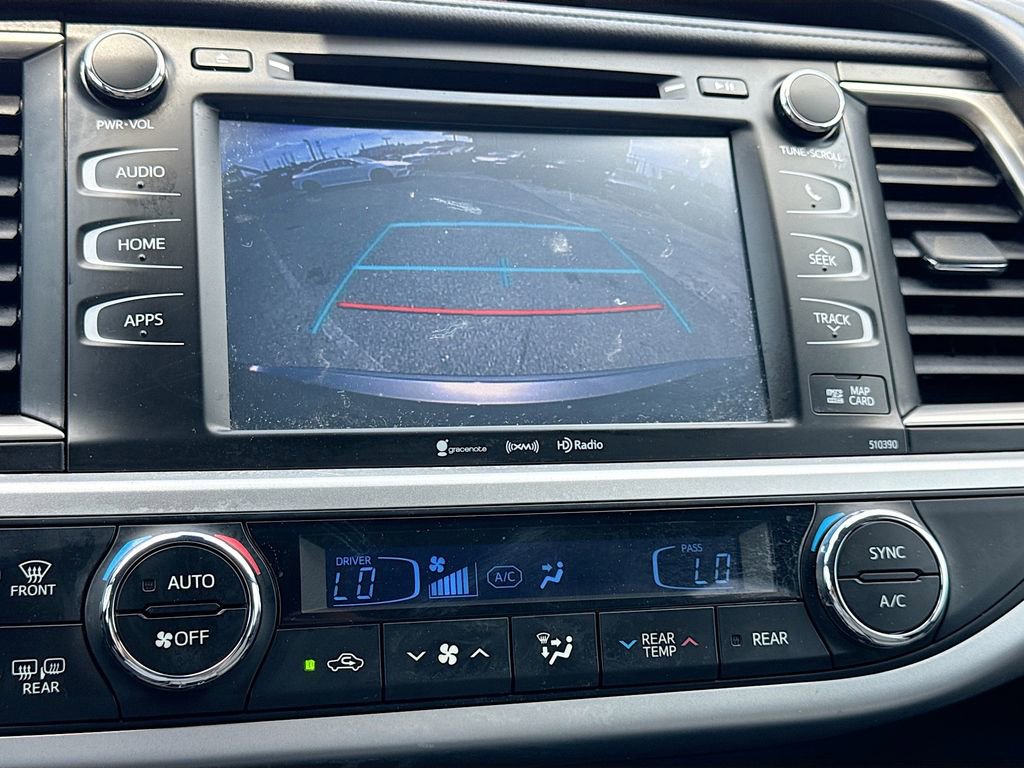 Used 2019 Toyota Highlander XLE image 33