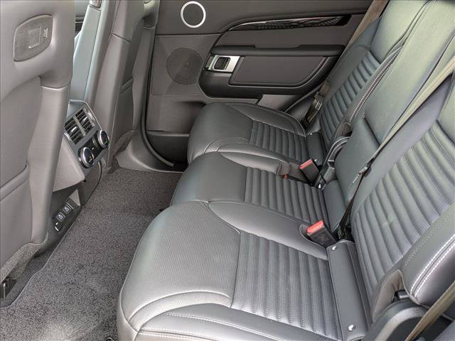 New 2026 Land Rover Discovery S AWD/4WD image 17