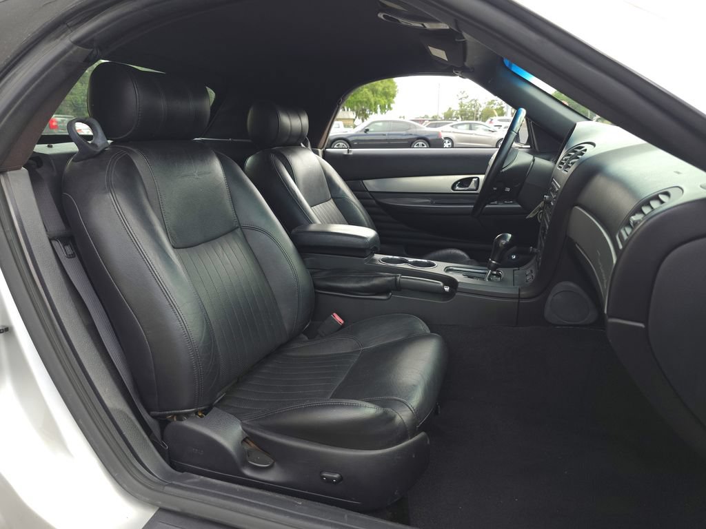 Used 2005 Ford Thunderbird RWD image 15