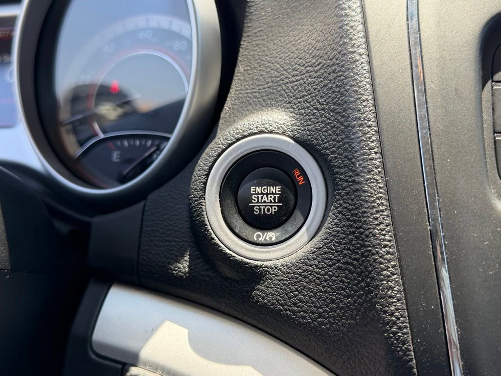 Used 2020 Dodge Journey SE w/ SE Popular Equipment Group FWD image 19