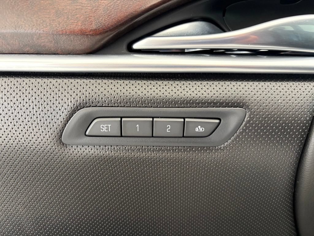 Used 2019 Cadillac XTS Luxury FWD image 32