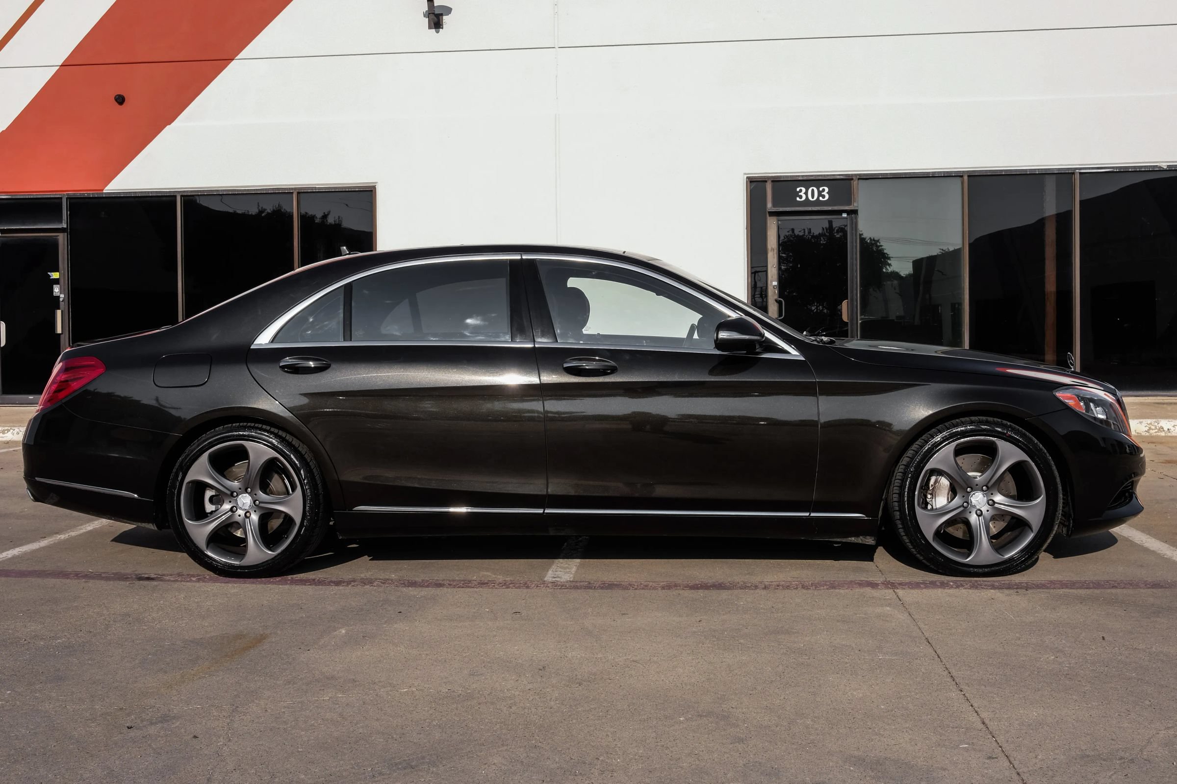 Used 2015 Mercedes-Benz S 550 Sedan image 9