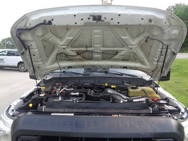 Used 2016 Ford F550 2WD Regular Cab Super Duty w/ Snow Plow Prep Package image 28