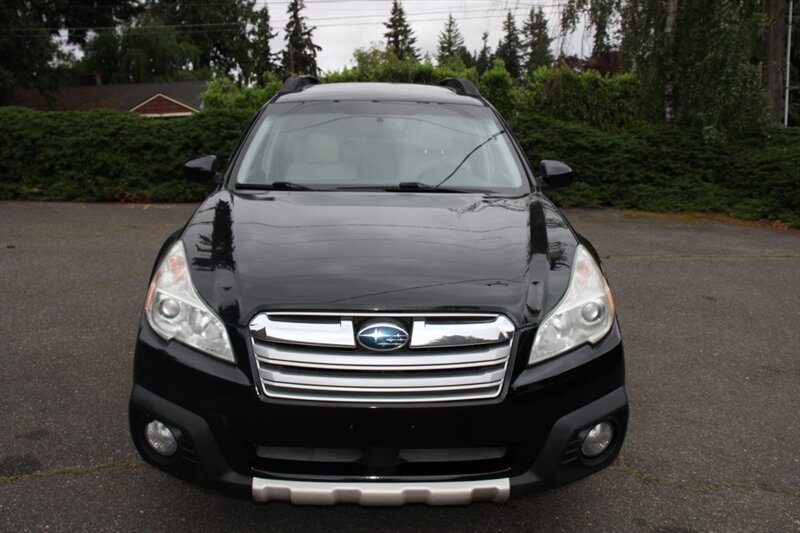 Used 2013 Subaru Outback 2.5i Limited w/ Moonroof Pkg AWD/4WD image 11