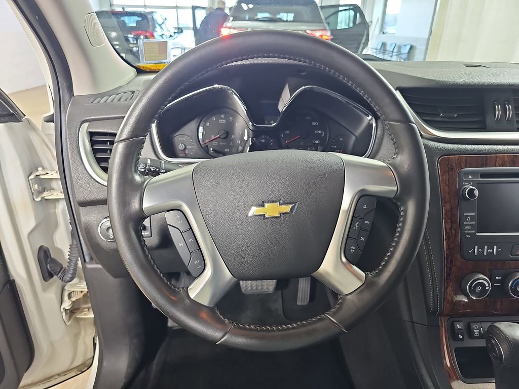 Used 2014 Chevrolet Traverse LT w/ All-Star Edition image 25