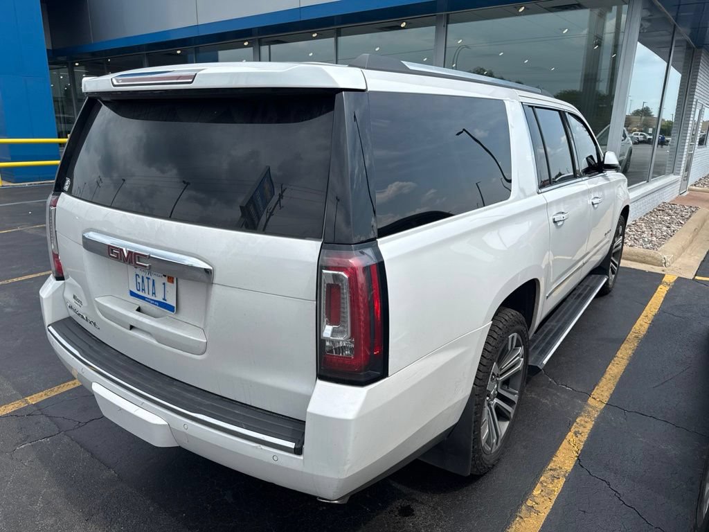 Used 2017 GMC Yukon XL Denali w/ Open Road Package AWD/4WD image 13