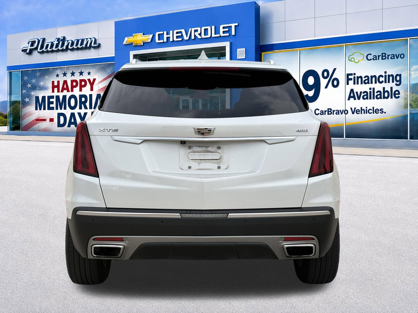 Used 2021 Cadillac XT5 Premium Luxury w/ LPO, Floor Liner Package FWD image 6