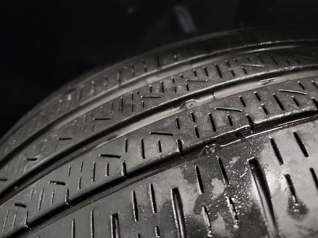 Used 2019 BMW 330i xDrive Sedan w/ Premium Package image 12