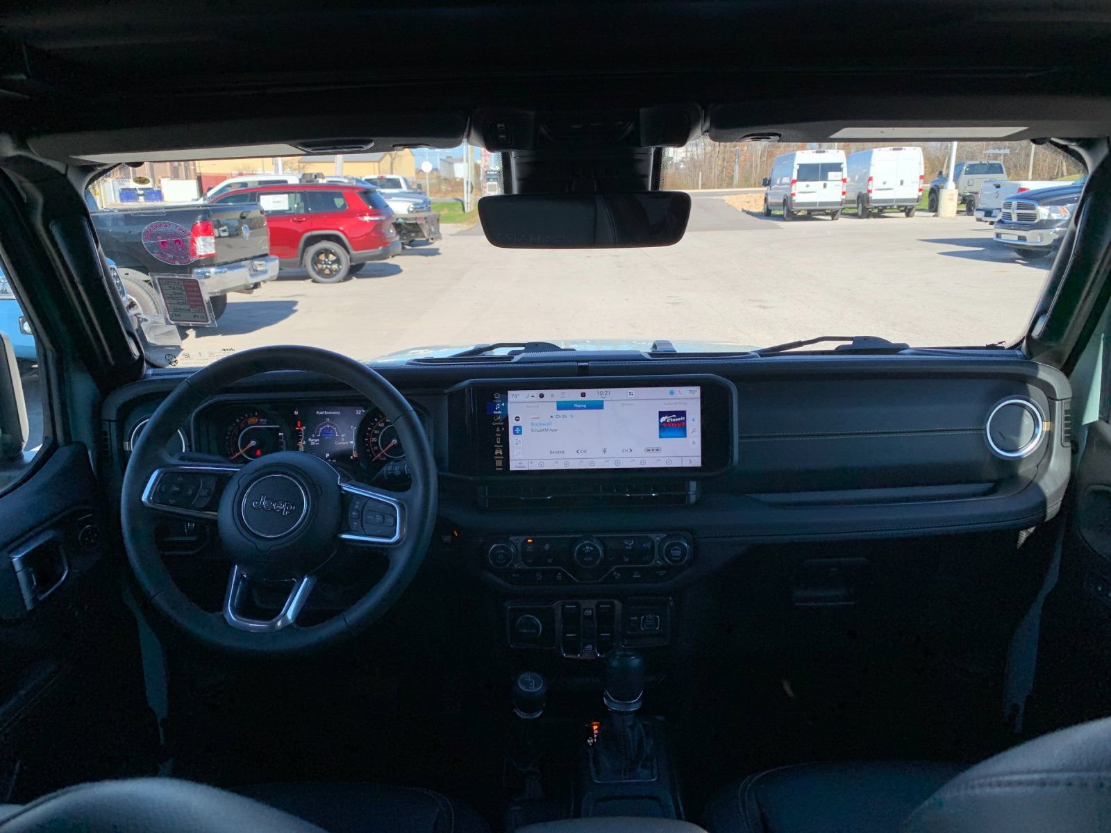 Used 2024 Jeep Wrangler Sahara w/ Technology Group image 15