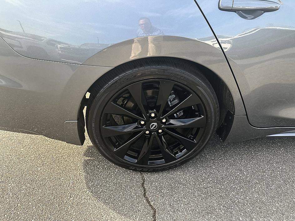 Certified 2023 Nissan Maxima SR w/ Sport Mat Group FWD image 11