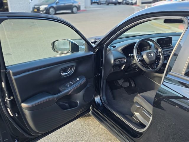 Used 2023 Honda HR-V Sport image 36