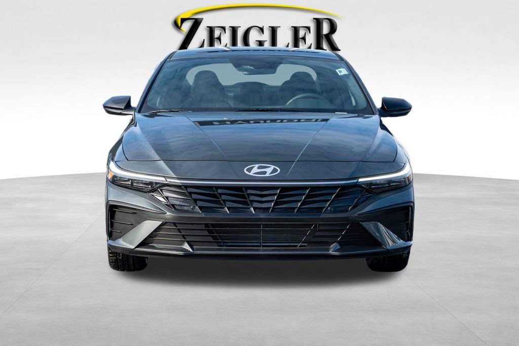 New 2026 Hyundai Elantra Sport image 2