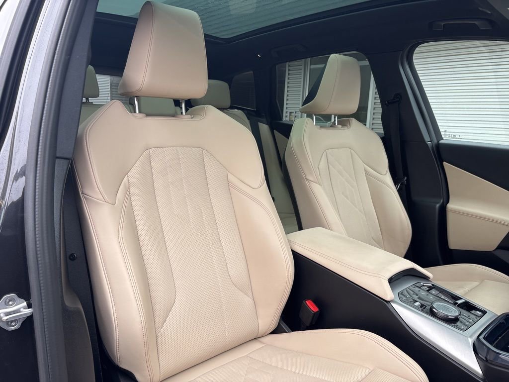 Used 2025 BMW X3 xDrive30i image 16