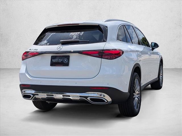Used 2026 Mercedes-Benz GLC 300 image 2