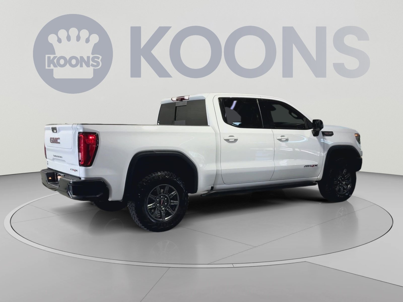 Used 2024 GMC Sierra 1500 AT4X AWD/4WD image 2