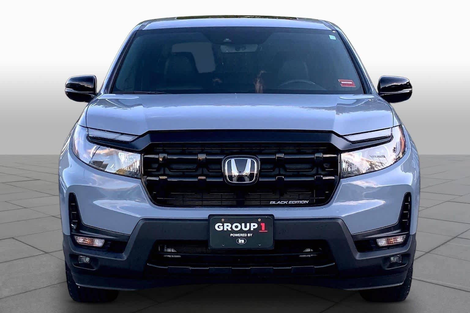 Certified 2025 Honda Ridgeline Black Edition image 4