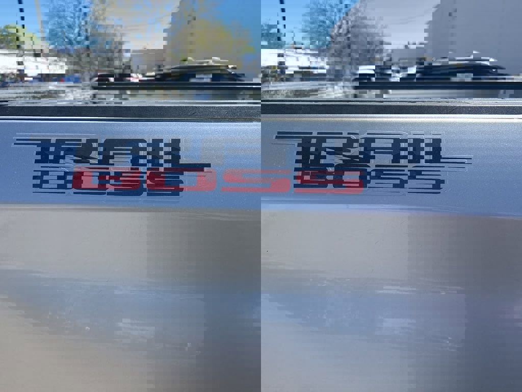 Used 2020 Chevrolet Silverado 1500 Custom Trail Boss w/ Custom Convenience Package image 7