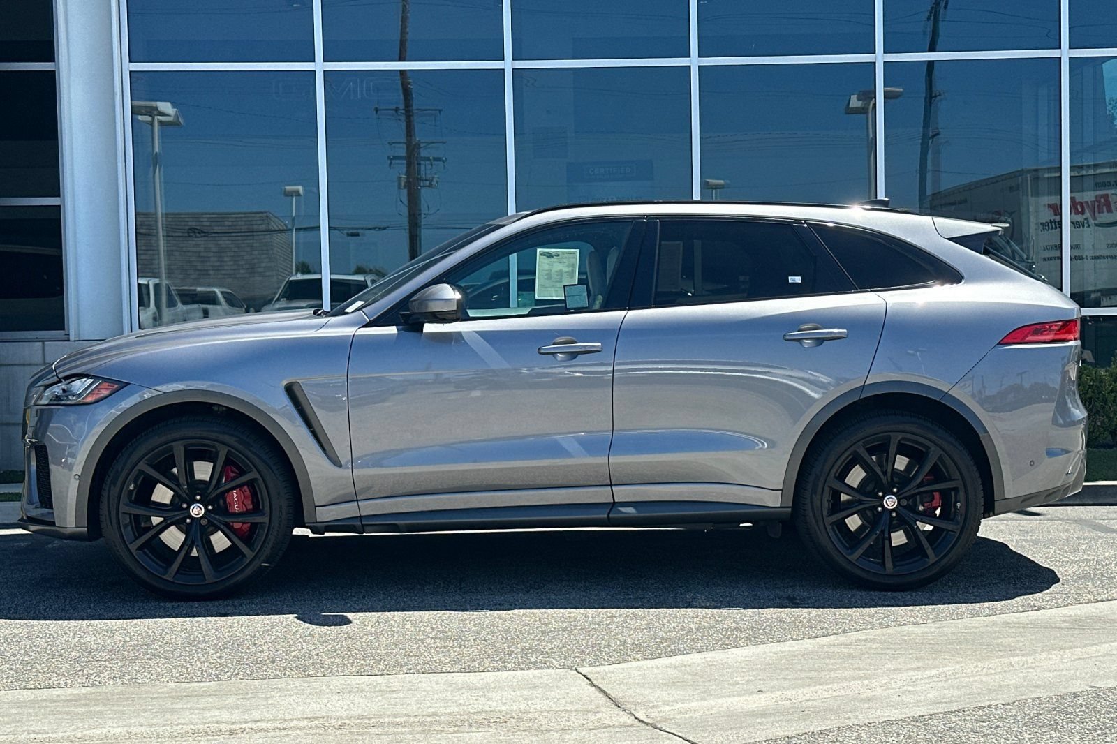 Used 2020 Jaguar F-PACE SVR AWD/4WD image 7