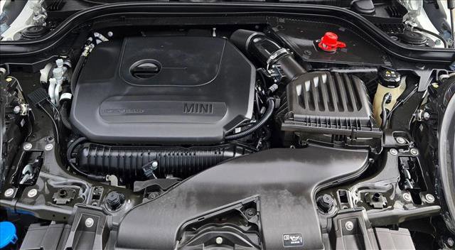 Certified 2024 MINI Cooper S image 21