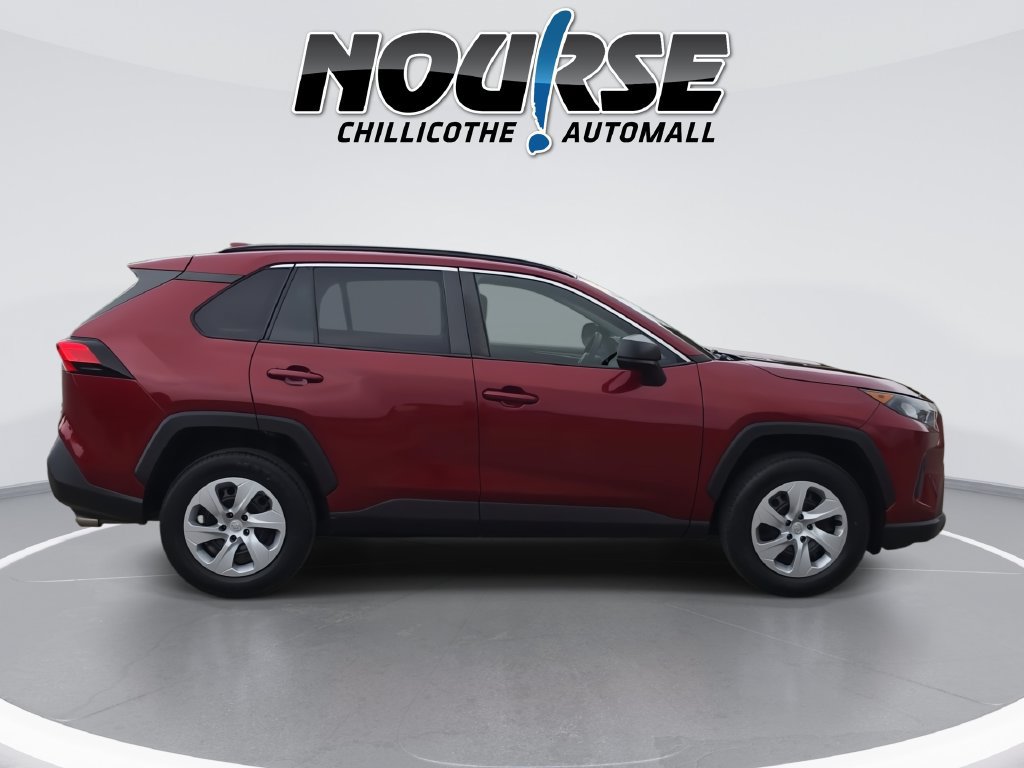 Used 2021 Toyota RAV4 LE AWD/4WD image 9