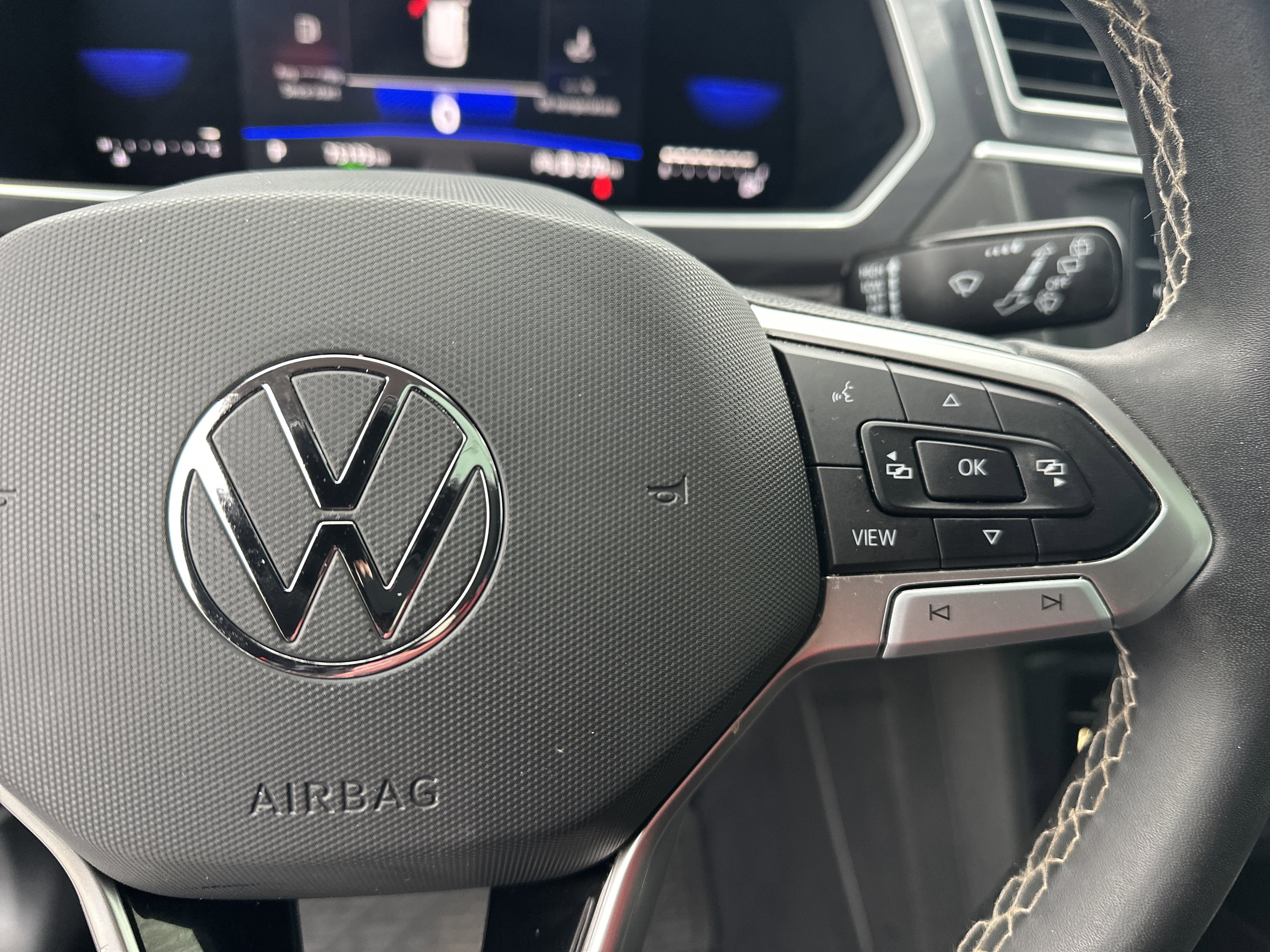 Used 2022 Volkswagen Tiguan SE image 27