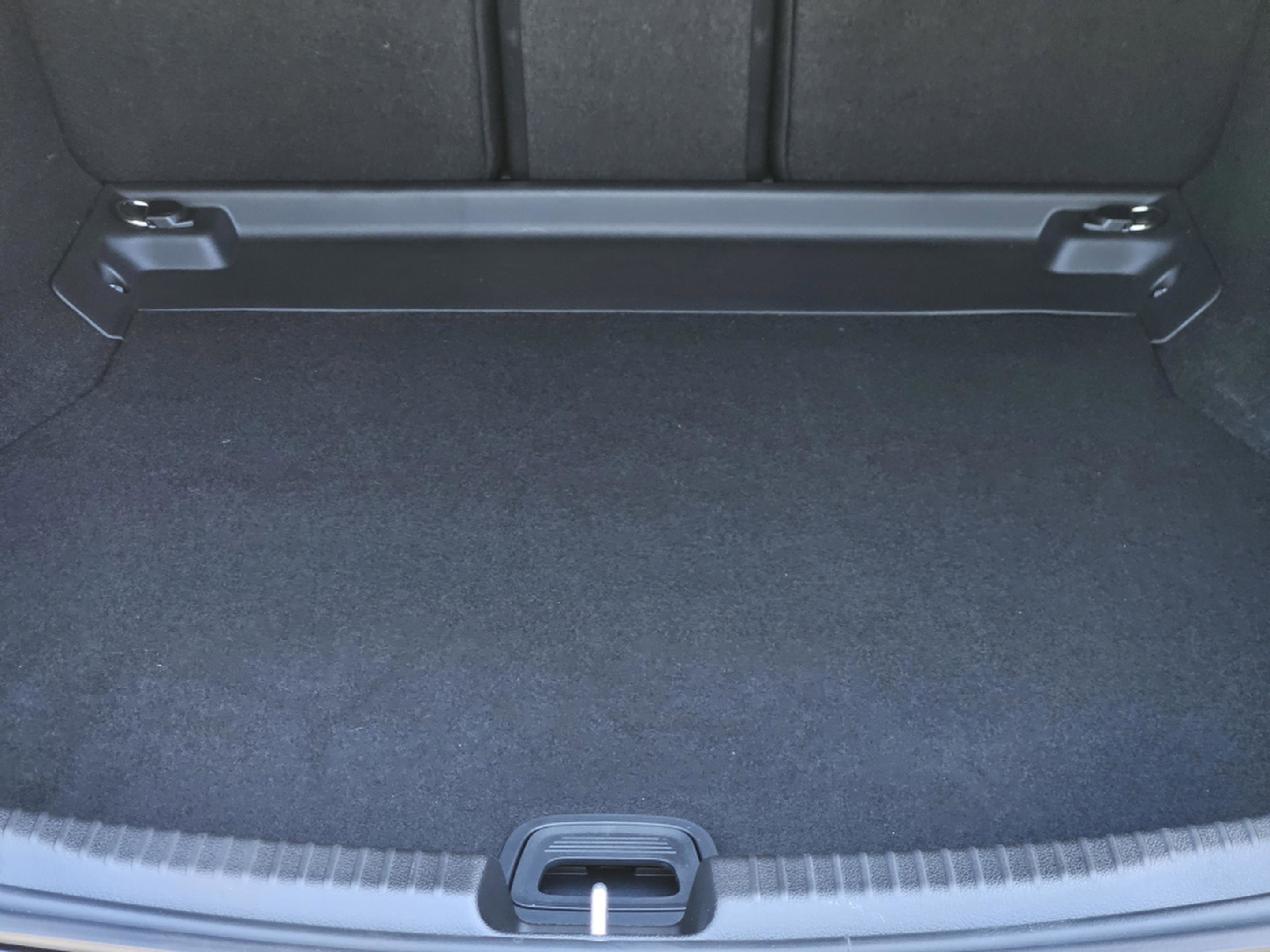 Certified 2026 Mercedes-Benz C 300 4MATIC Sedan image 31