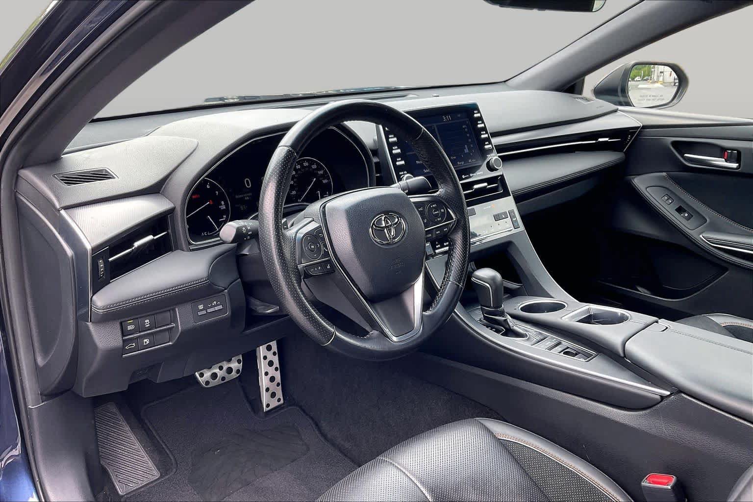 Used 2019 Toyota Avalon XSE w/ Carpet Mat Package FWD image 17