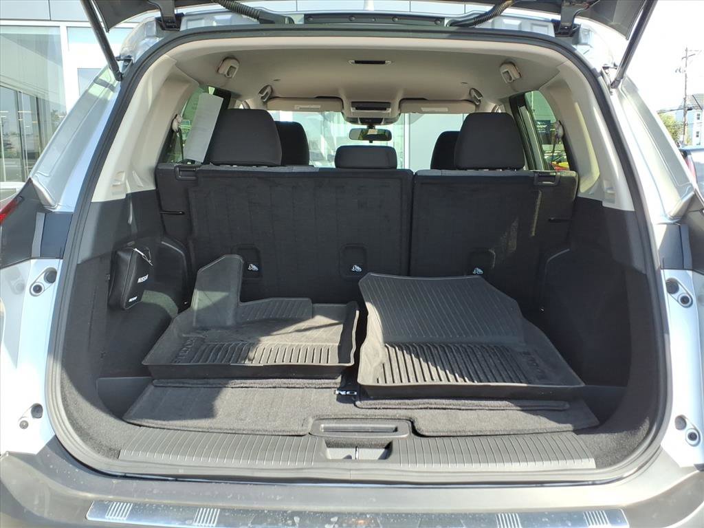 Certified 2023 Nissan Rogue SV image 15