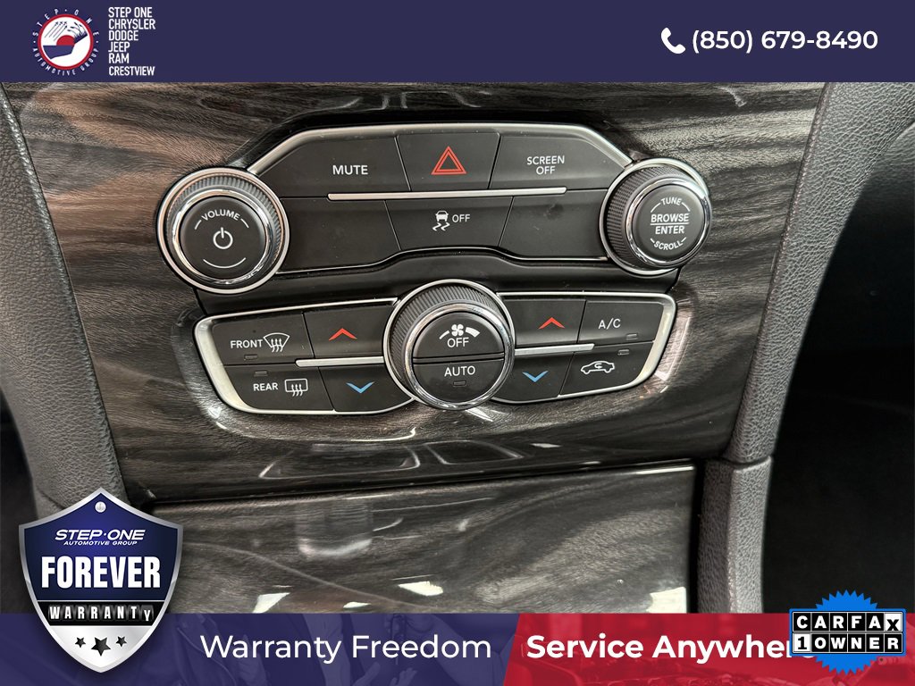 Used 2022 Chrysler 300 Touring image 29