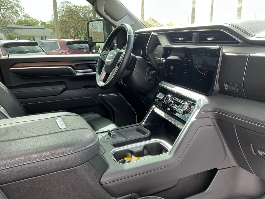 Used 2024 GMC Sierra 2500 Denali w/ Denali Reserve Package image 19