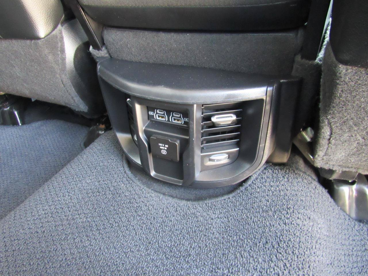 Used 2024 RAM 2500 Laramie w/ Safety Group AWD/4WD image 39