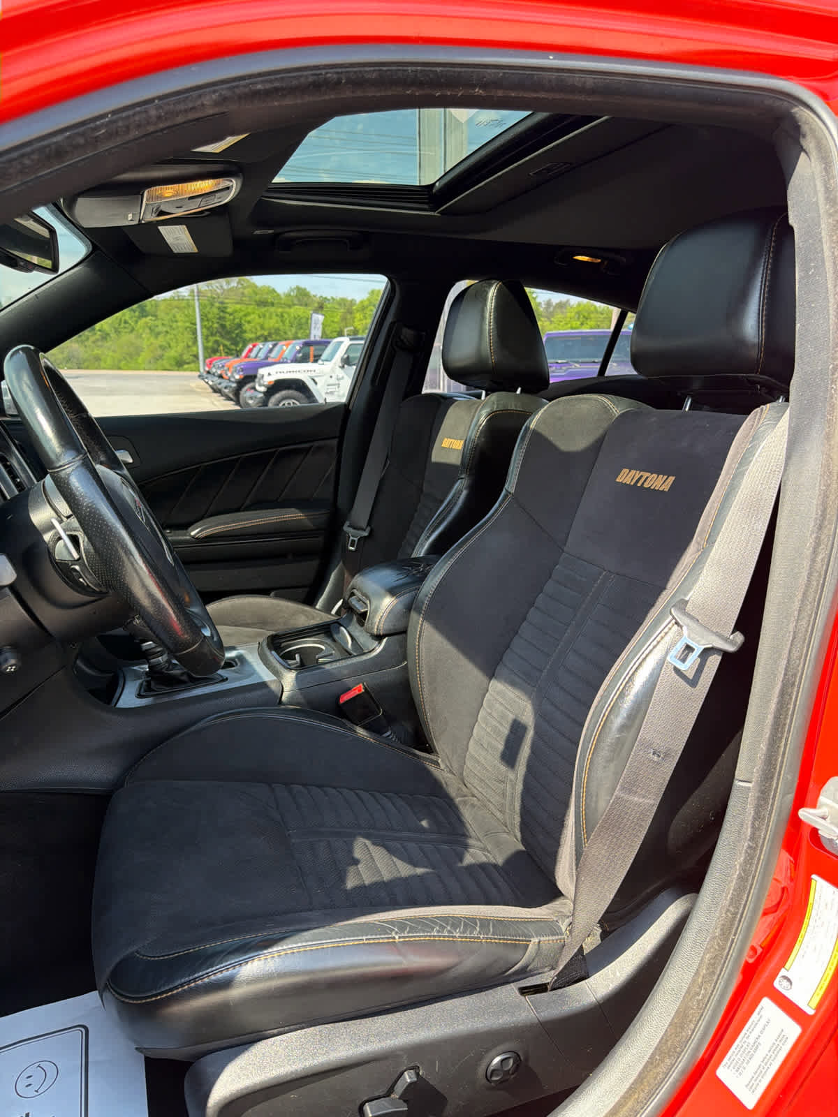 Used 2017 Dodge Charger R/T image 11