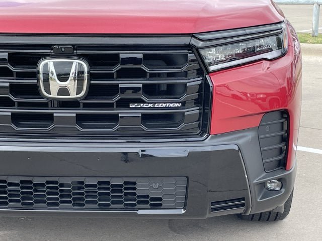New 2026 Honda Pilot Black Edition image 9