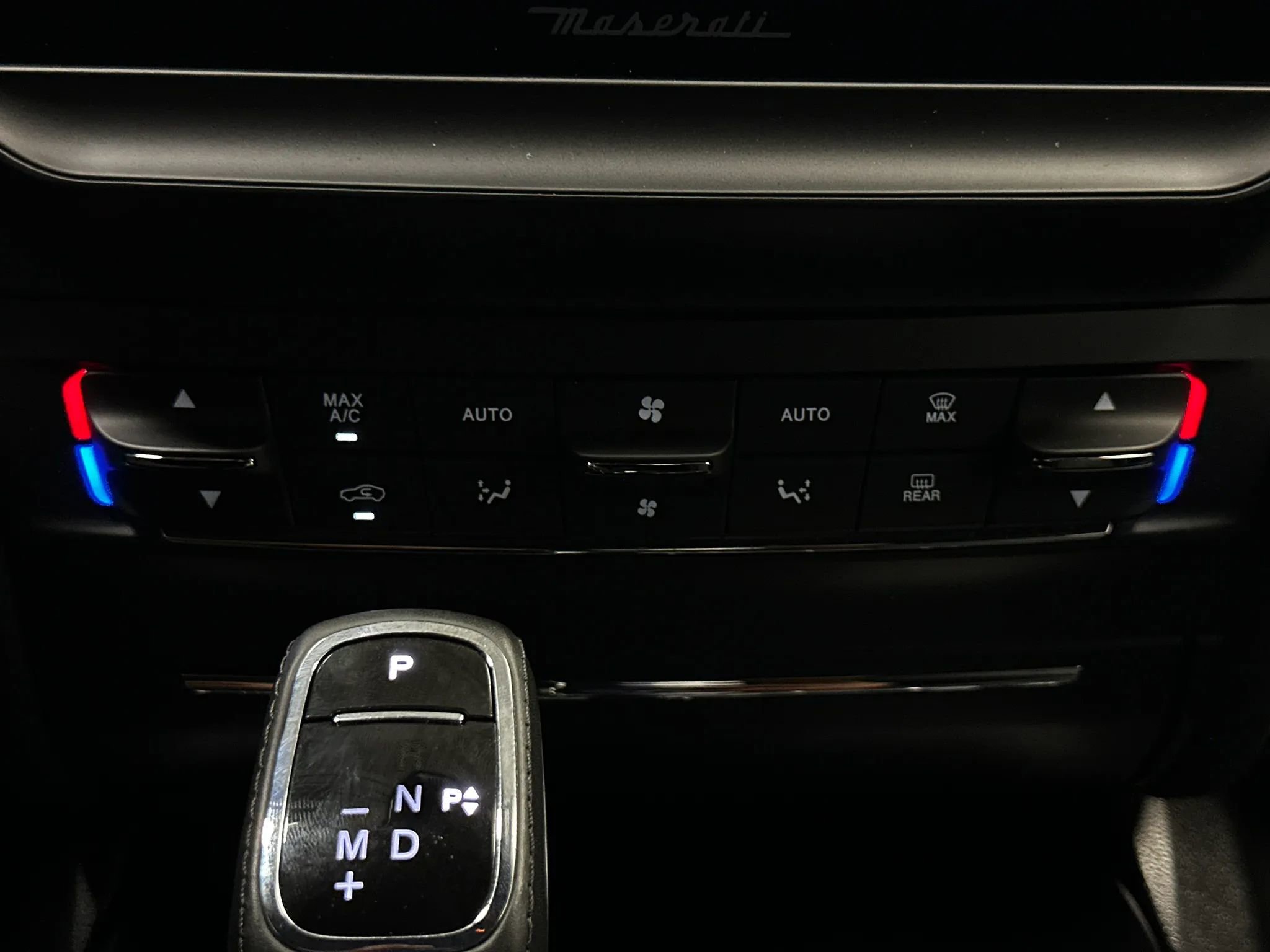 Used 2024 Maserati Ghibli Modena Q4 AWD/4WD image 46