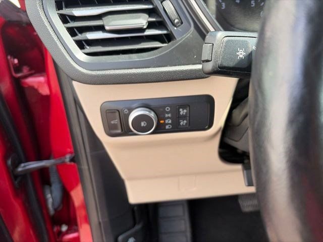 Used 2020 Ford Escape SEL AWD/4WD image 19
