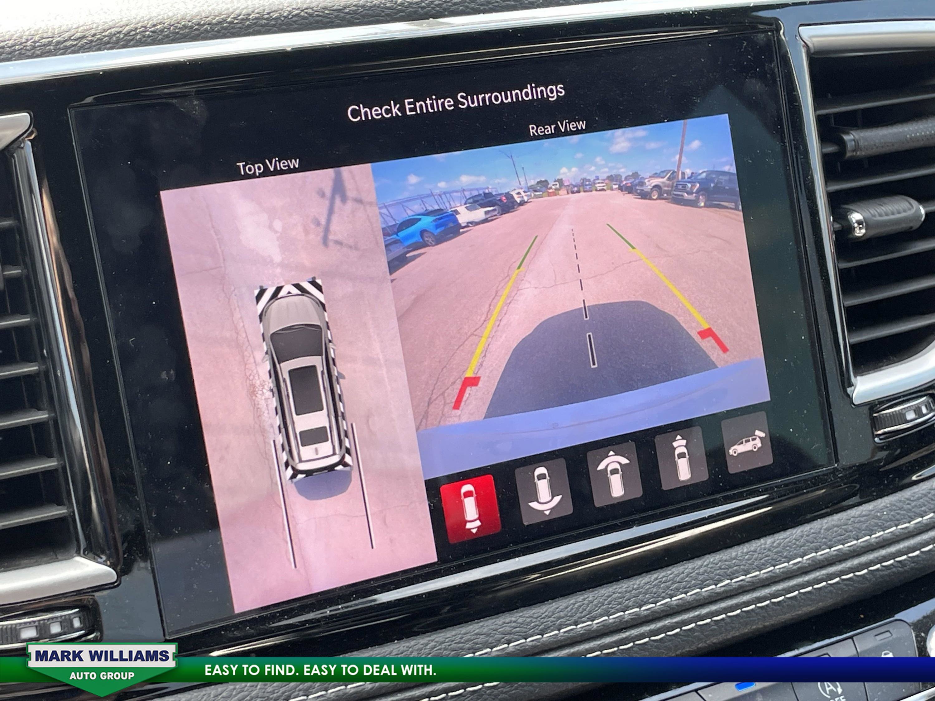 Used 2024 Chrysler Pacifica Limited w/ S Appearance Package image 20