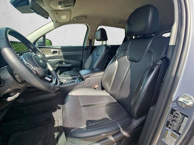 Used 2021 Kia Sorento EX AWD/4WD image 16