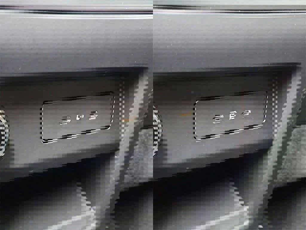 Used 2025 Porsche Cayenne S image 27