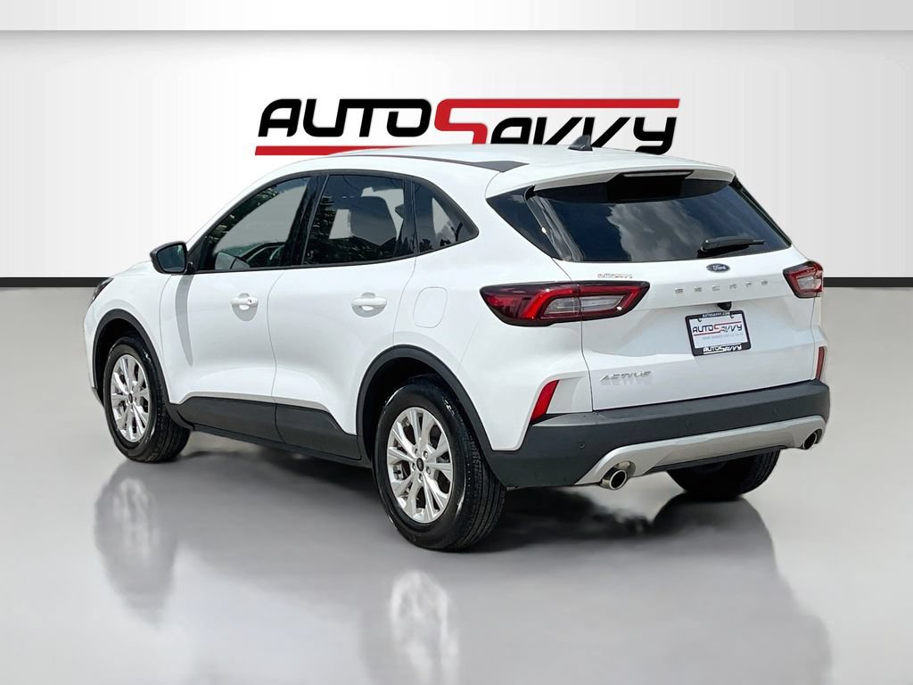 Used 2026 Ford Escape Active w/ Tech Pack #1 FWD image 5