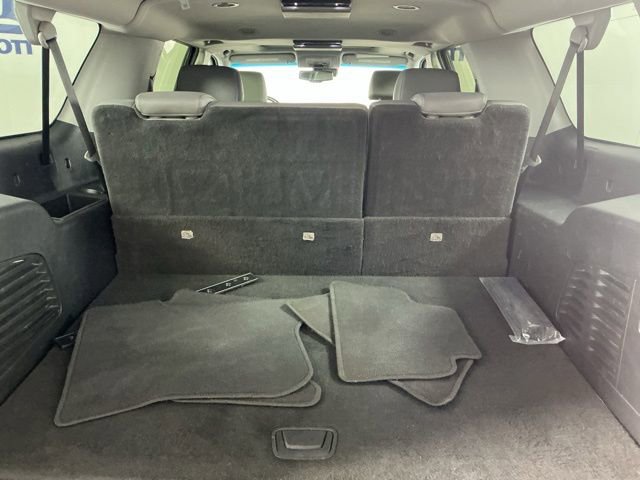 Used 2019 Chevrolet Suburban LT AWD/4WD image 24