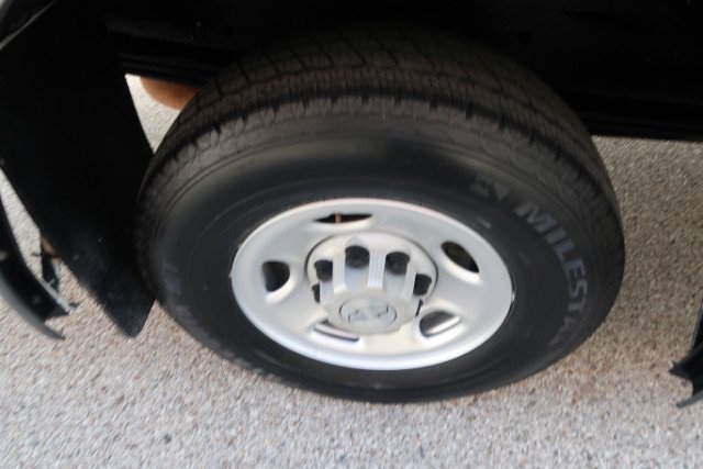 Used 2007 Chevrolet Express 3500 w/ School Bus Package RWD image 13