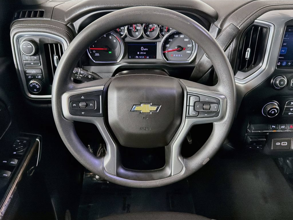 Used 2022 Chevrolet Silverado 2500 LT AWD/4WD image 11